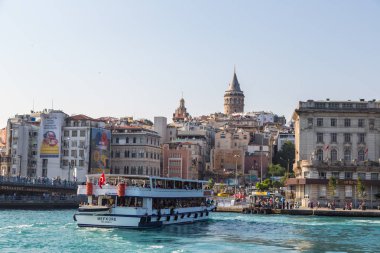 İstanbul 'da yolcu gemisi