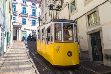 Füniküler Lizbon şehir merkezi