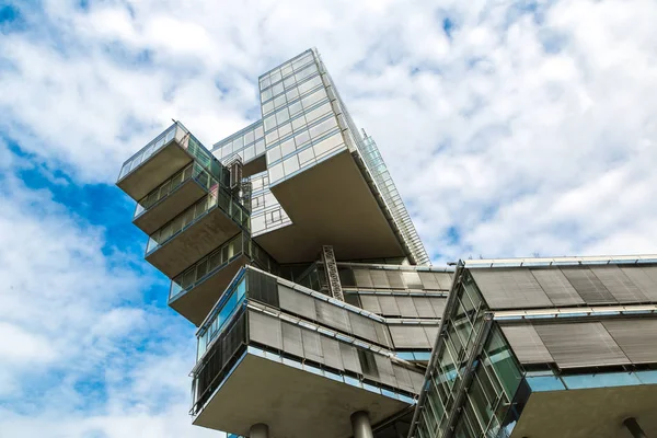 在汉诺威的现代摩天大楼 — 图库照片
