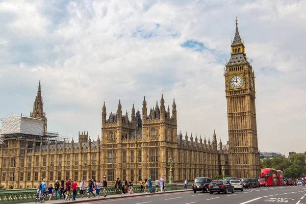 Big Ben, Westminster Bridge y autobús —  Fotos de Stock