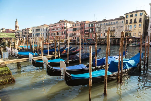 Gondel auf Canal grande — Stockfoto