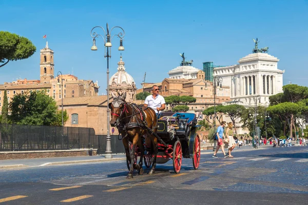 Roma'da atı ile taşıma