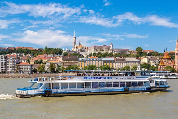 Budapest e il Danubio — Foto Stock