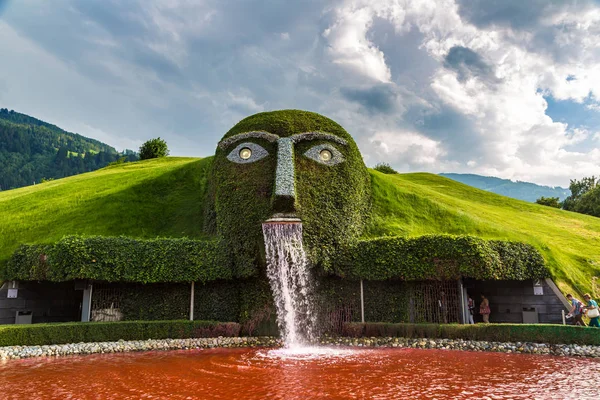 Swarovski kristal dünyalar Müzesi