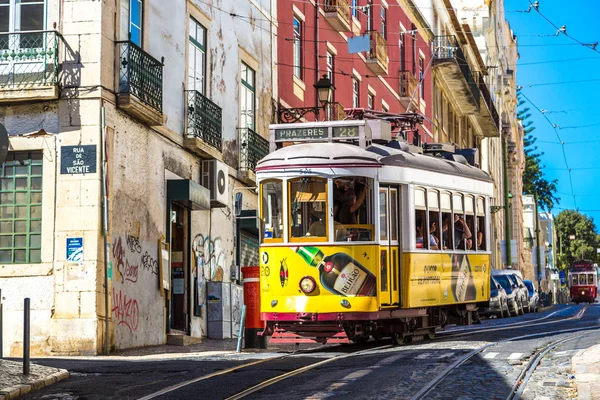 Tranvía Vintage en Lisboa — Foto de Stock