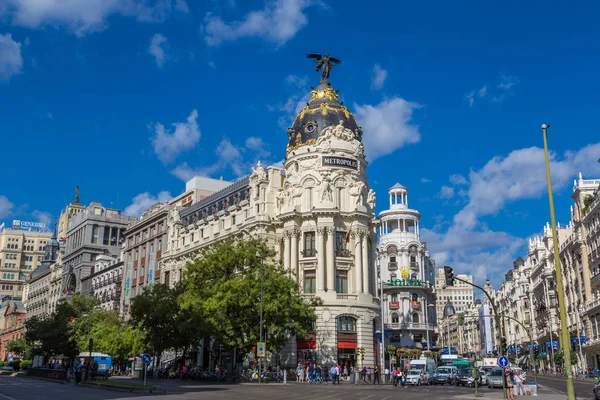 Metropolis bölgesinde Madrid.