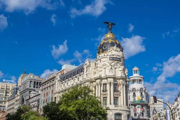 Metropolis bölgesinde Madrid.