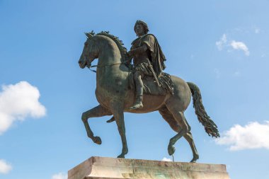 louis XIV Lyon heykeli