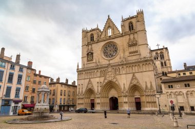 Fransa'da Lyon Katedrali