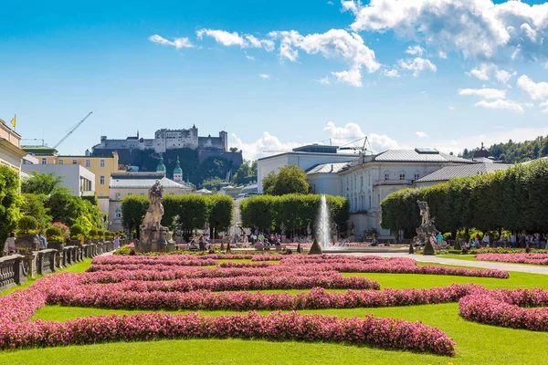 Salzburg from Mirabell garden — Stock Photo, Image