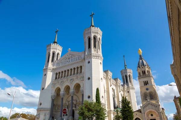 Notre Dame de Fourviere en Lyon — Foto de Stock