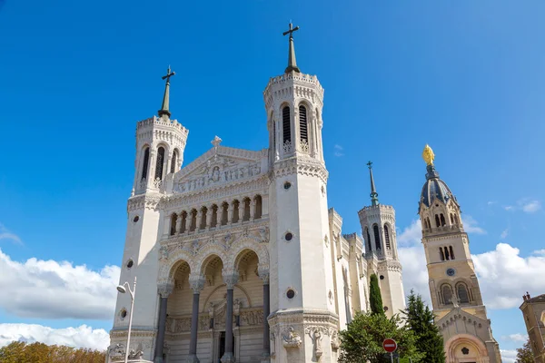 Notre Dame de Fourviere in Lyon — Stock Photo, Image