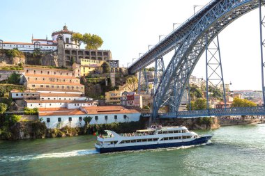 Porto 'daki Dom Luis Köprüsü