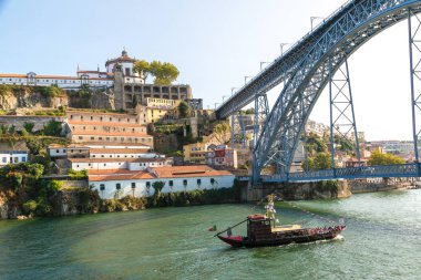 Porto 'daki Dom Luis Köprüsü