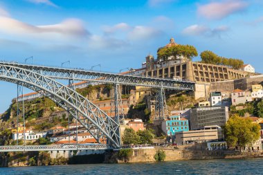 Porto 'daki Dom Luis Köprüsü