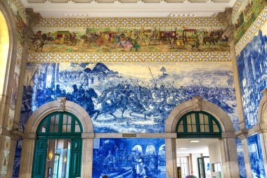 Sao Bento tren istasyonu Porto