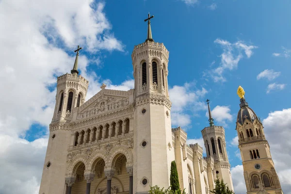 Notre dame de fourviere w Lyonie — Zdjęcie stockowe