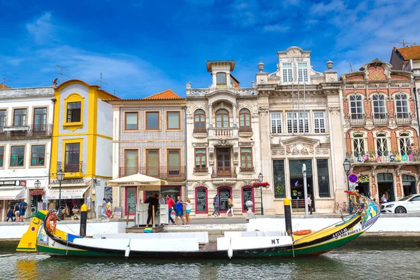 Bateau traditionnel à Aveiro, Portugal — Photo