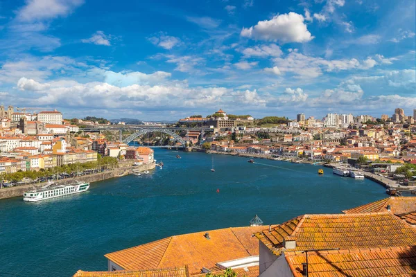 Porto 'daki Dom Luis Köprüsü