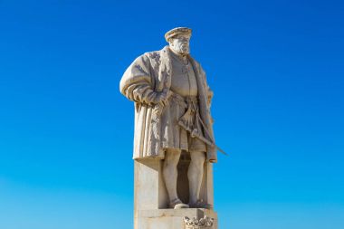 Kral Joao III heykel Coimbra