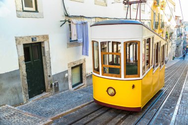 Füniküler Lizbon şehir merkezi