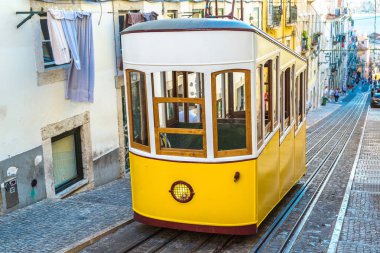 Füniküler Lizbon şehir merkezi