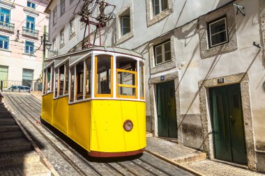 Füniküler Lizbon şehir merkezi