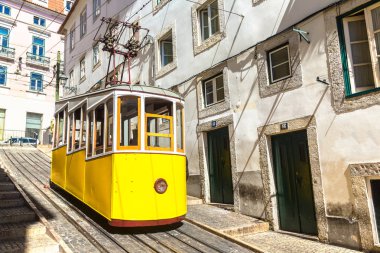 Füniküler Lizbon şehir merkezi