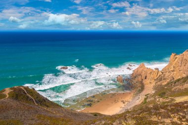 Portekiz 'de Atlantik Okyanusu kıyısı