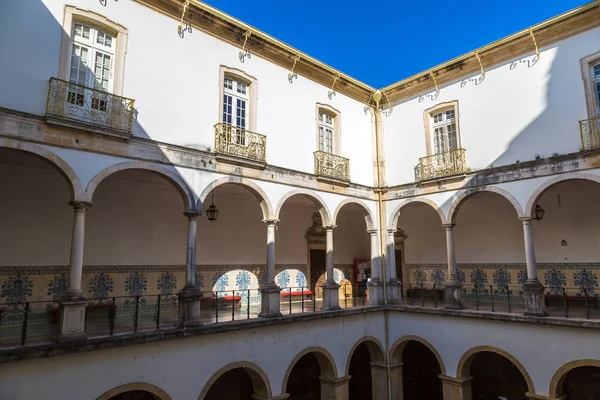 Den universitet i Coimbra i Portugal — Stockfoto