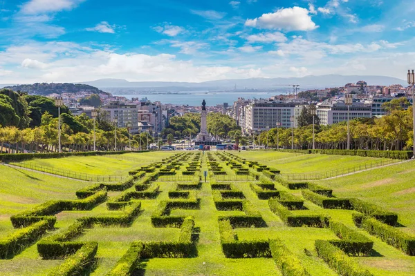 Парк Эдуардо VII в Лиссабоне — стоковое фото