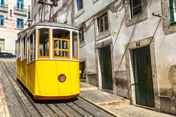 Füniküler Lizbon şehir merkezi