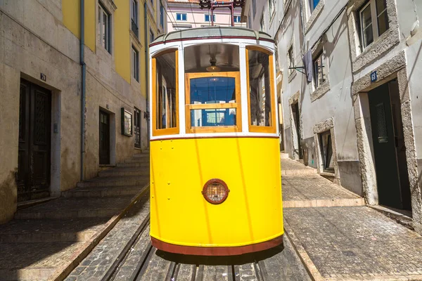 Füniküler Lizbon şehir merkezi