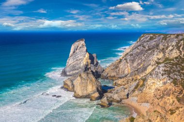 Portekiz 'de Atlantik Okyanusu kıyısı