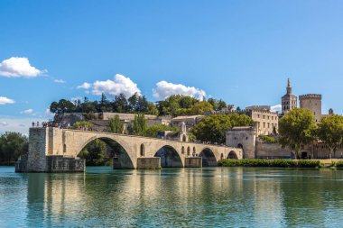 Saint Benezet bridge in Avignon clipart
