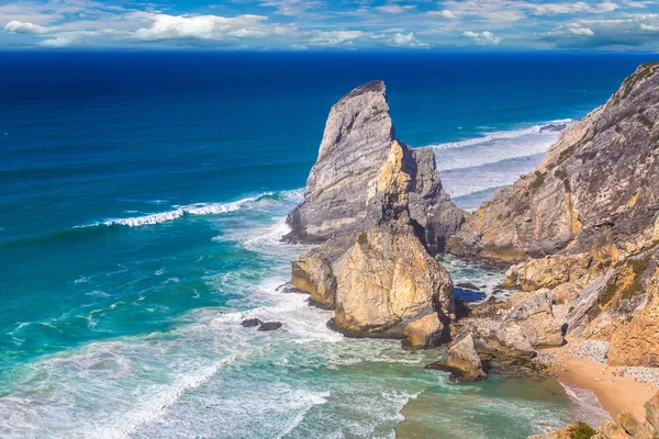 Wybrzeże Oceanu Atlantyckiego w Portugalii — Zdjęcie stockowe