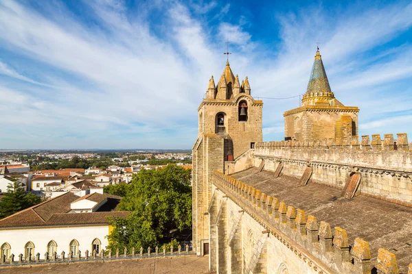 Cathédrale d'Evora au Portugal — Photo