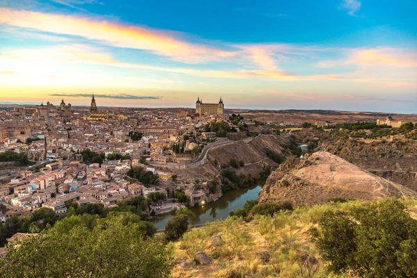 Міський пейзаж Толедо в Іспанії — стокове фото