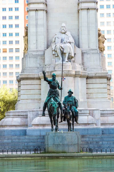 Don Quichotte et Sancho Panza à Madrid — Photo