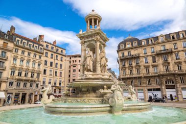 Lyon Jacobin'ın meydanında fıskiye