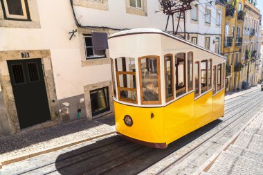 Füniküler Lizbon şehir merkezi