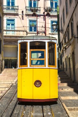 Füniküler Lizbon şehir merkezi