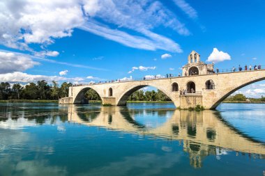 Avignon Saint Benezet Köprüsü