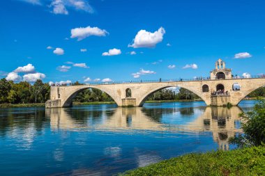 Avignon Saint Benezet Köprüsü