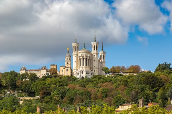 Notre Dame de Fourviere en Lyon —  Fotos de Stock