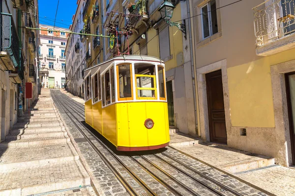 Füniküler Lizbon şehir merkezi