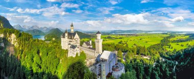 Almanya 'daki Neuschwanstein kalesi