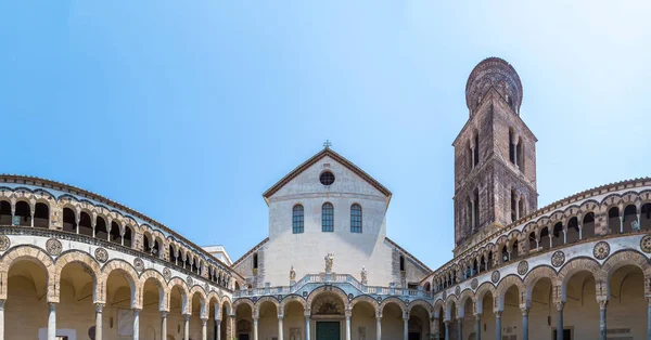 Catedral de Salerno en Italia — Foto de Stock