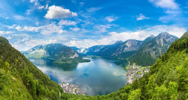 Hallstätter Bergdorf — Stockfoto