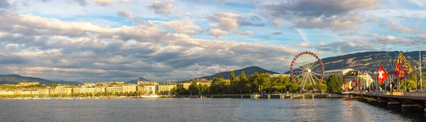 Ruota panoramica a Ginevra — Foto Stock